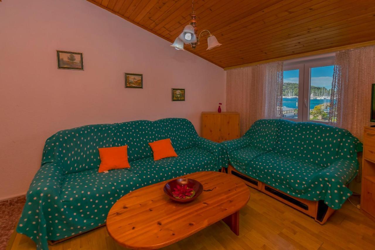 Apartments Olivera Rogoznica  Luaran gambar