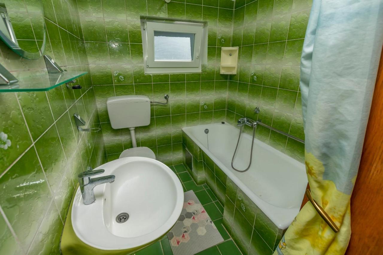 Apartments Olivera Rogoznica  Luaran gambar