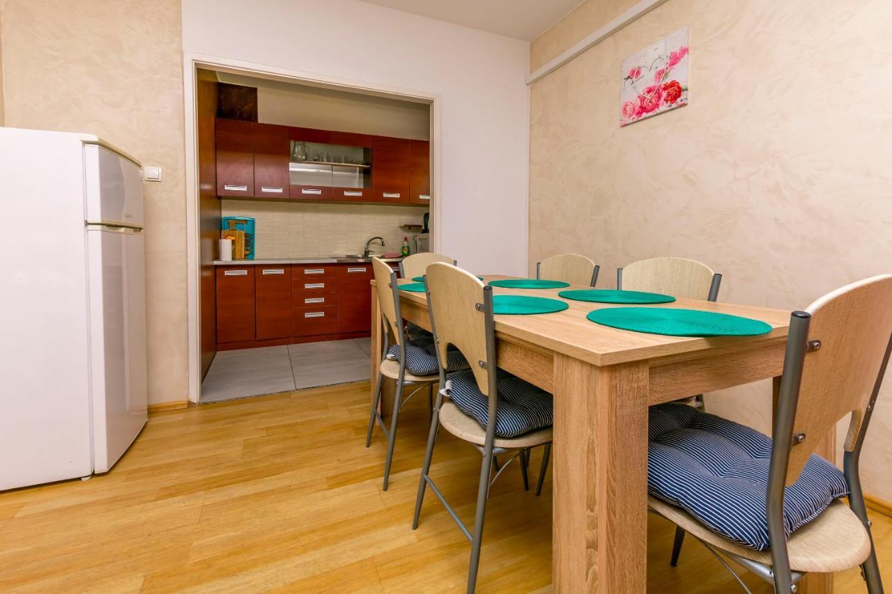 Apartments Olivera Rogoznica  Luaran gambar