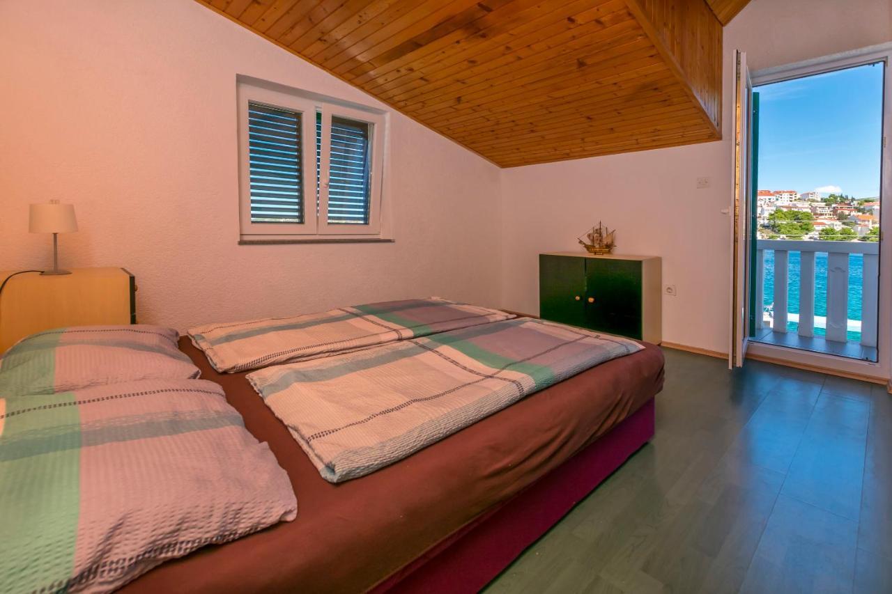 Apartments Olivera Rogoznica  Luaran gambar