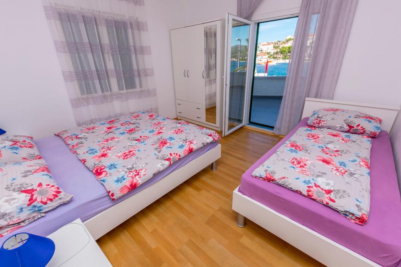 Apartments Olivera Rogoznica  Luaran gambar