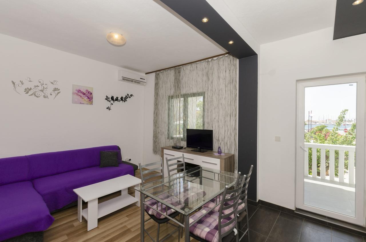 Apartments Olivera Rogoznica  Luaran gambar
