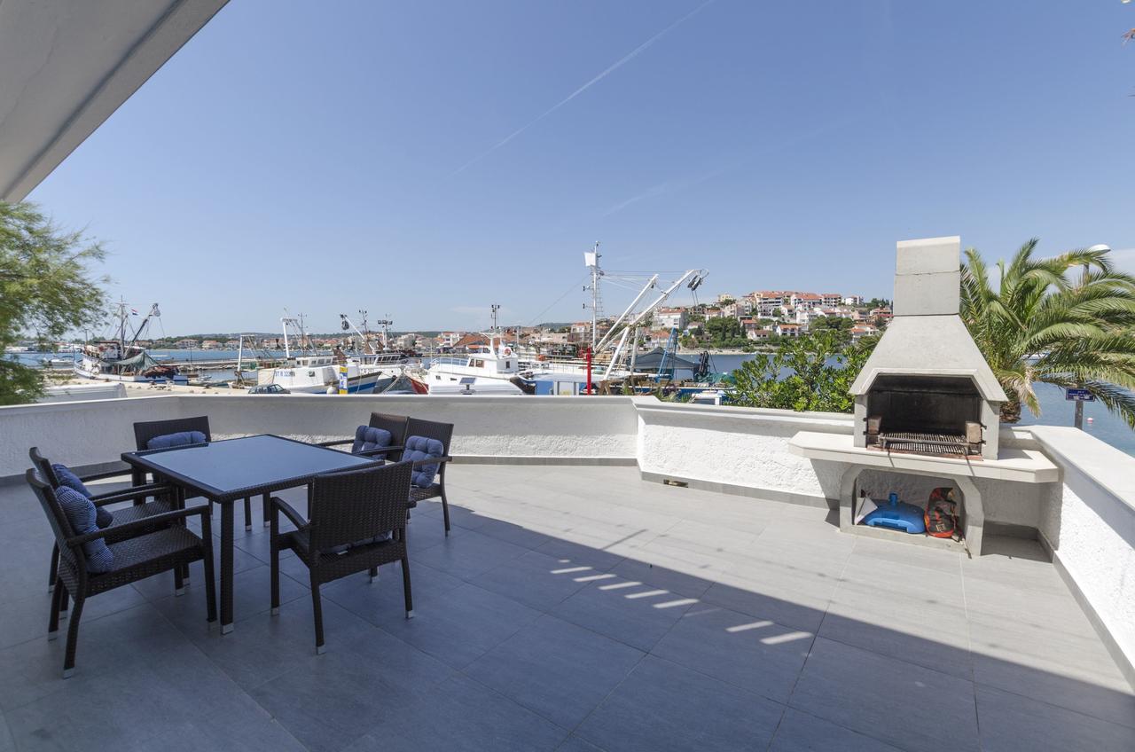 Apartments Olivera Rogoznica  Luaran gambar