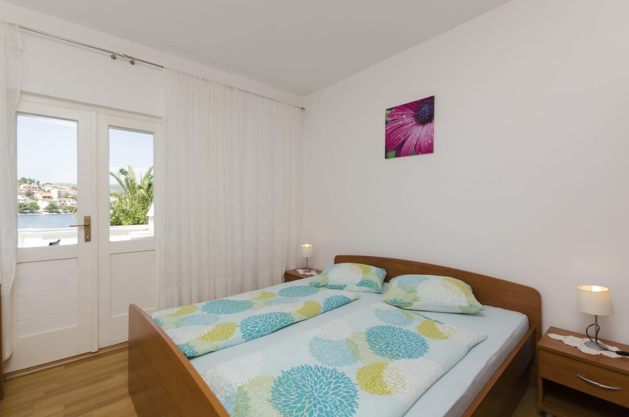 Apartments Olivera Rogoznica  Luaran gambar