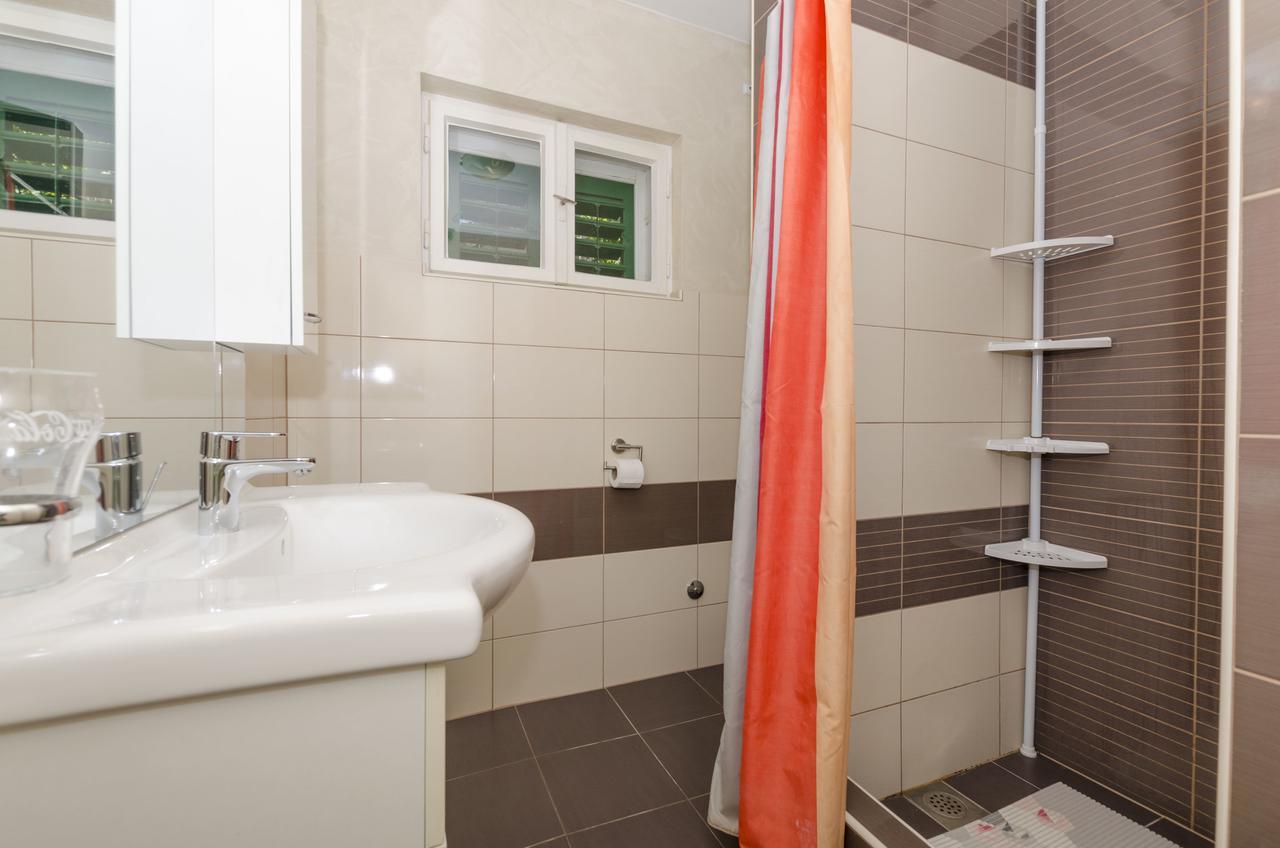 Apartments Olivera Rogoznica  Luaran gambar