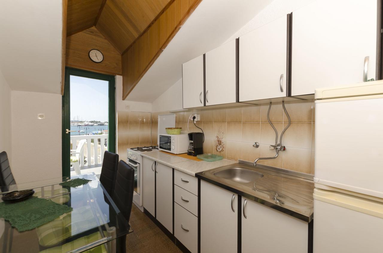 Apartments Olivera Rogoznica  Luaran gambar