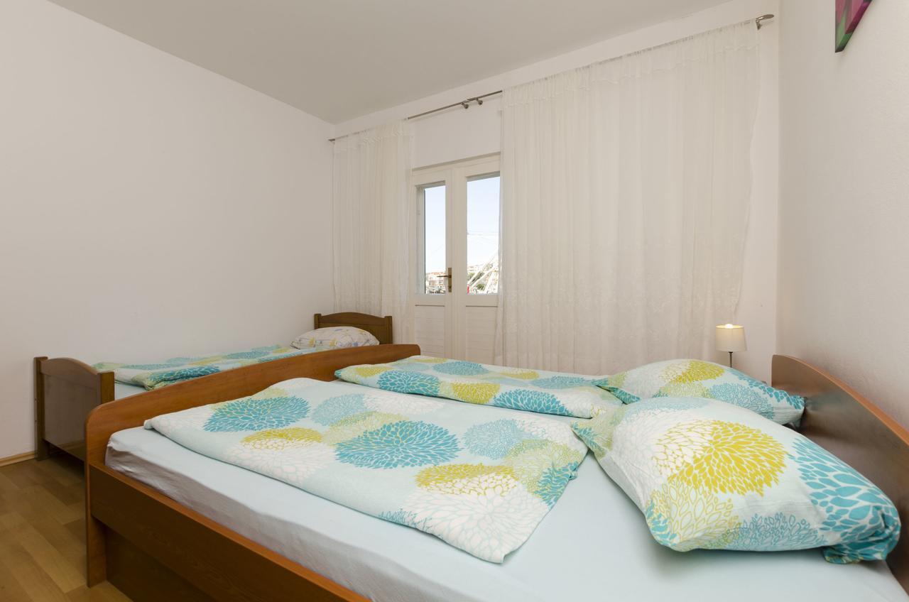 Apartments Olivera Rogoznica  Luaran gambar